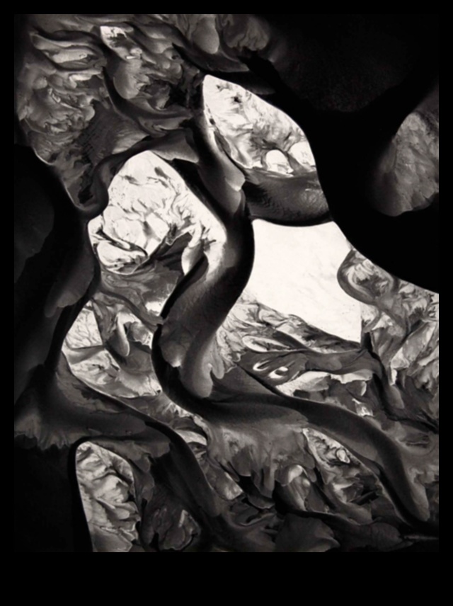 Abstract Allegiance Μια εξερεύνηση αντισυμβατικών στυλ φωτογραφίας 2 Abstract Allegiance: Finding Artistry in Unconventional Photography Styles