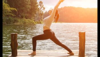 Sunrise Stretch: Πρωινές υπαίθριες ασκήσεις για μια θετική μέρα